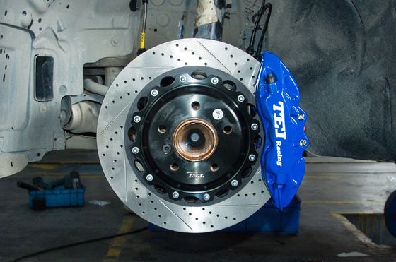 Le grand frein Kit For BMW de BBK l'avant P60S de 3 séries a forgé 6 la roue de l'avant 18inch de rotor des calibres 355*32mm de piston